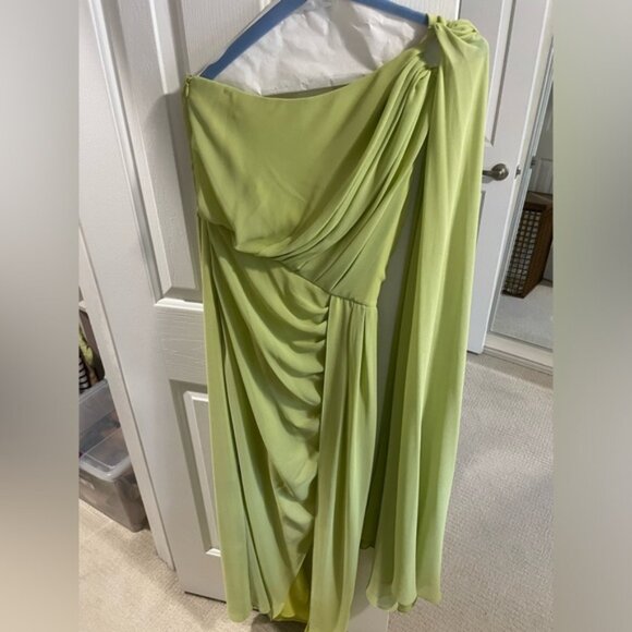 X Revolve Robert Gown - Picture 4 of 5